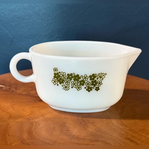 Vintage Pyrex Corning 77-B Spring Blossom Gravy Boat - Picture 2 of 4